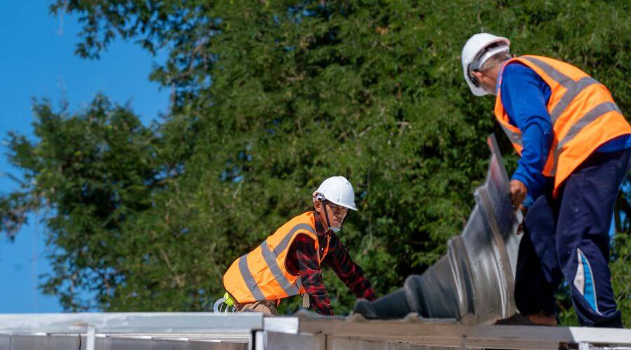 Expert flood damage restoration services in Woodstock, IL